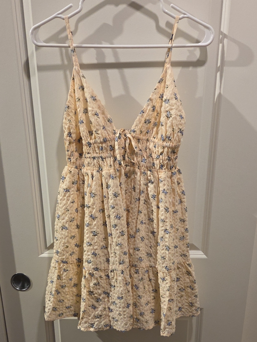 Aeropostale Cream Floral Spaghetti Strap Chemise with Blue Print